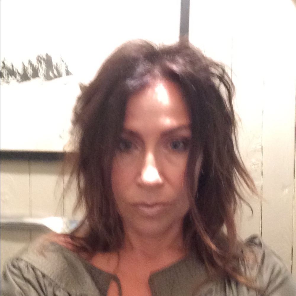 Meet your Posher, Caroll